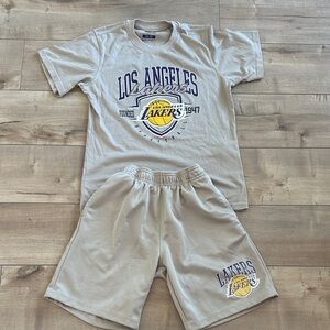 4/$25 NBA Los Angeles Lakers Boy Graphic Shirt/Short Set Tan Sz 14-16